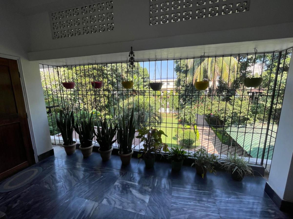 The Choudhury Manor Homestay Guwahati Exterior foto