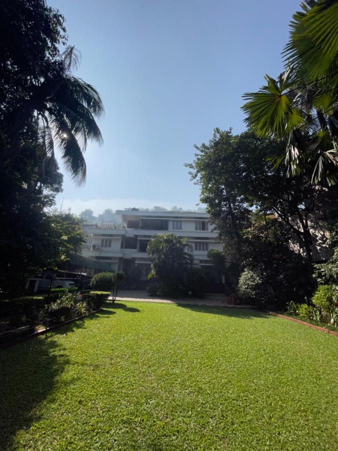 The Choudhury Manor Homestay Guwahati Exterior foto